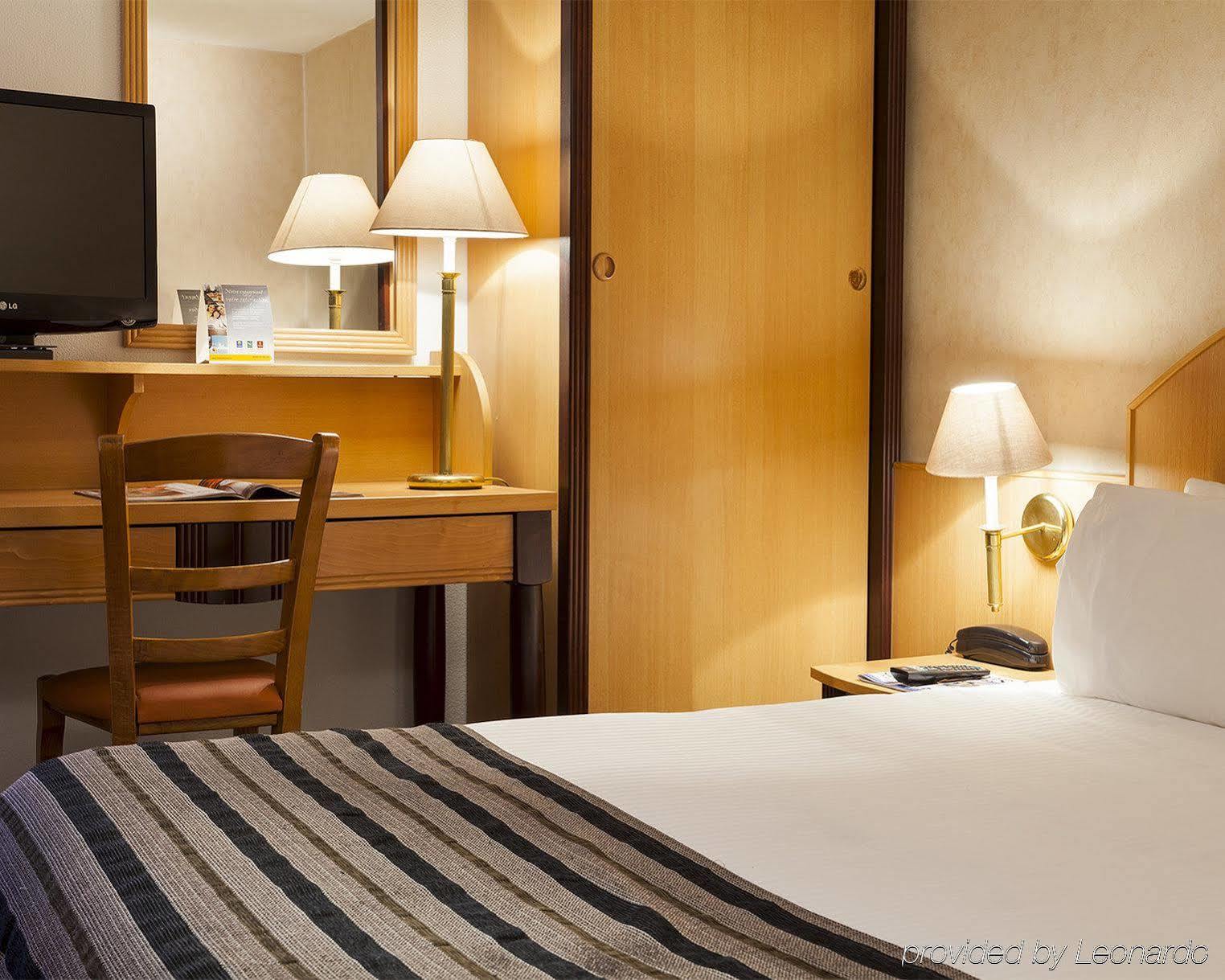 B&B Hotel Brétigny-sur-Orge 외부 사진